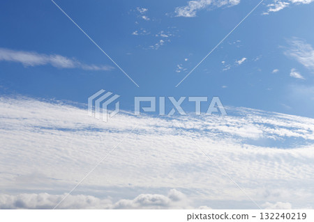 秋天的天空 132240219