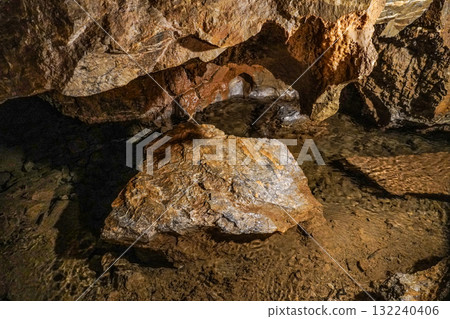 Inside the Gujo Cave (Gujo City, Gifu Prefecture) 132240406