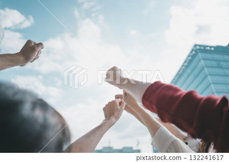 fist pump, cheering, hand 132241617