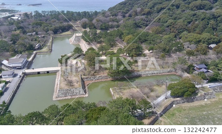 View of stone walls and enclosures from above Hagi Castle in Nagato Province, Yamaguchi Prefecture 132242477