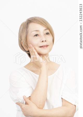 Senior woman with gray hair and light-colored hair Senior woman with gray hair and light-colored hair 132243613