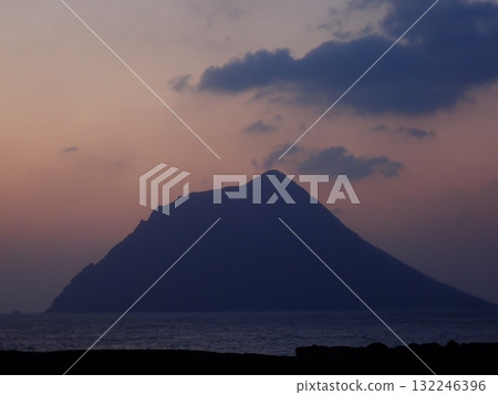 八丈島的日落 八丈島的日落 132246396