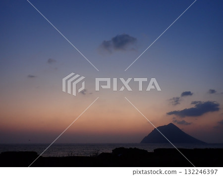 八丈島的日落 八丈島的日落 132246397
