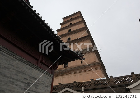 絲路的起點:中國西安大慈恩寺大雁塔 絲路的起點:中國西安大慈恩寺大雁塔 132249731