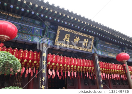 The starting point of the Silk Road: Big Wild Goose Pagoda at Da Ci'en Temple in Xi'an, China 132249786
