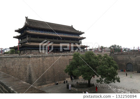 絲路的起點:中國西安的西大門安定門 絲路的起點:中國西安的西大門安定門 132250894