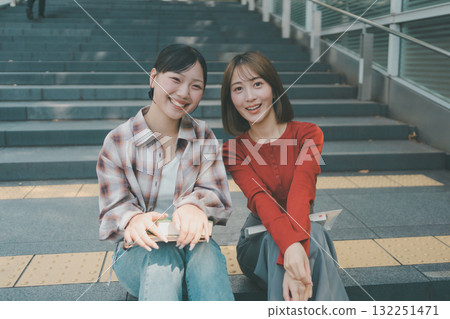 女大學校園生活 132251471