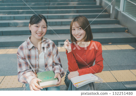 Female college campus life 132251480