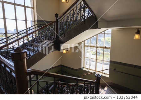 大阪市中央公會堂的復古木窗（2025年8月拍攝） 132252044