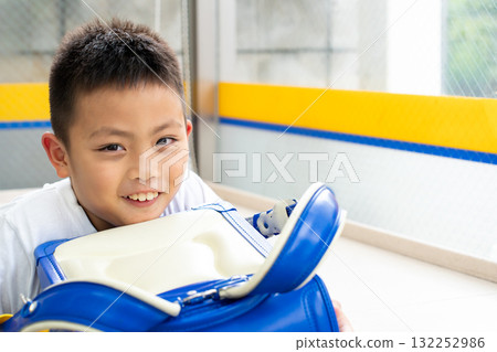 Elementary school boy detour 132252986