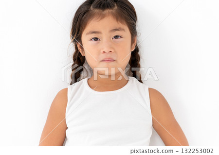 小學女生肖像 132253002