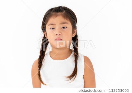 小學女生肖像 132253003