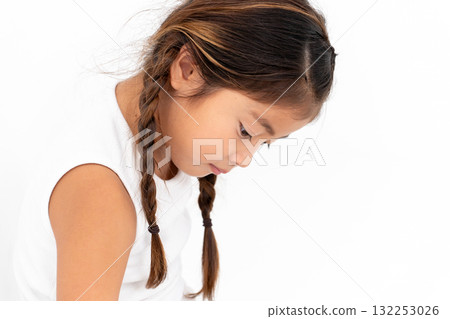 Elementary school girl portrait Elementary school girl portrait 132253026
