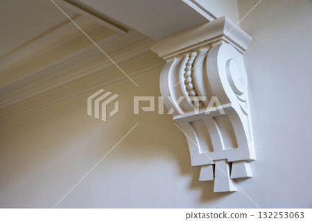 Corbel of Osaka City Central Public Hall 132253063