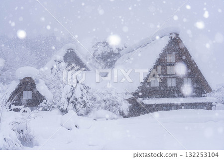 【大雪素材】白川鄉降雪量創歷史新高的雪景【岐阜縣】 132253104