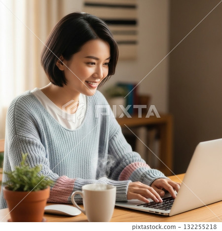 Young Japanese woman working from home 132255218
