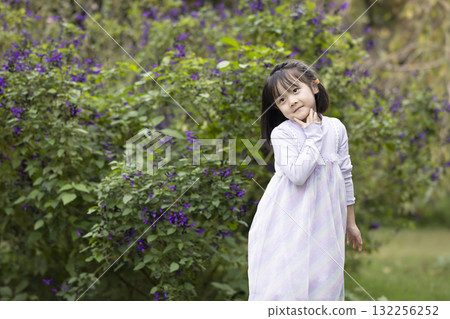 Pretty girls playing in the park Pretty girls playing in the park 132256252