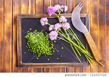 green onion green onion 132257110