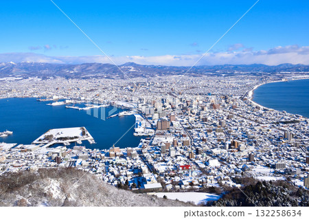 Winter view of Hakodate city from Mt. Hakodate 132258634