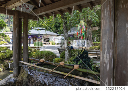 奈良縣天川大弁天的水池(2025年8月28日拍攝) 奈良縣天川大弁天的水池(2025年8月28日拍攝) 132258924