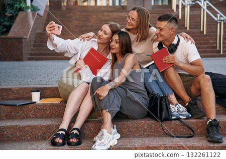 Generated image Generated image 132261122