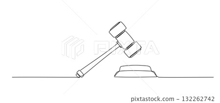 Continuous line illustration of law hammer. Doodle sketch. Hand drawn vector one line icon 132262742