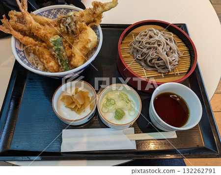 看起來很好吃的天婦羅 132262791