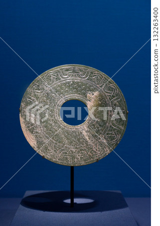 Exhibits of the Shanghai Museum East Hall - Jade Bi with Animal Face and Valley Pattern 132263400