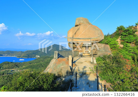 [香川縣]晴空下的重岩（小豆島） 132266416