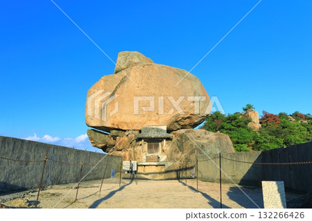 [香川縣]晴空下的重岩（小豆島） 132266426