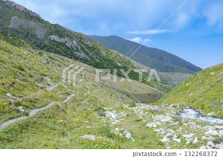 吉爾吉斯斯坦_阿拉阿爾恰國家公園_Elektro Peak 132268372