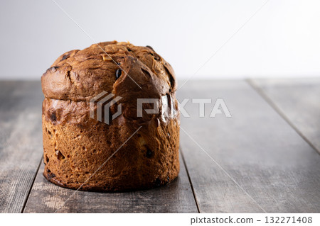Traditional Italian Panettone Traditional Italian Panettone 132271408