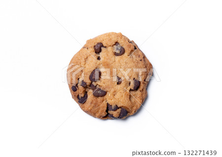 Chocolate chip cookie 132271439