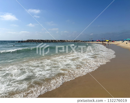 Mediterranean coast, city beach in Ashkelon Mediterranean coast, city beach in Ashkelon 132276019