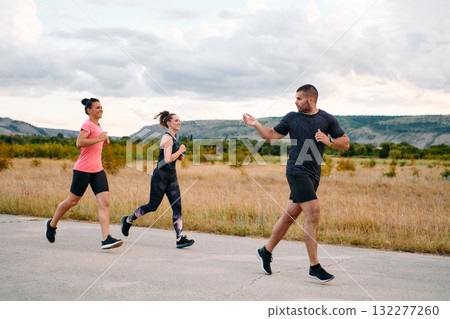 Preparation of the athletic team for the Athletic Marathon Journey 132277260