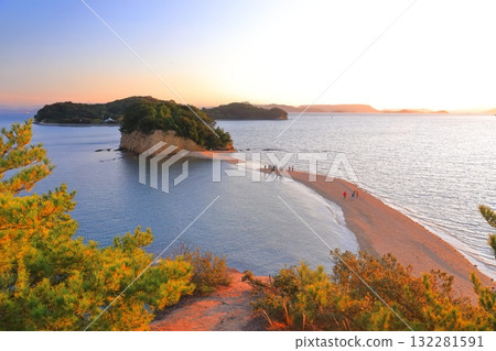 [Kagawa Prefecture] Twilight Angel Road (Shodoshima) 132281591