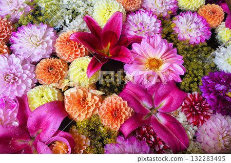 Kusatsu Onsen: Flower water basin at Shirane Shrine (Kusatsu, Kusatsu Town, Agatsuma District, Gunma Prefecture) 132283495