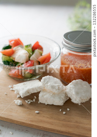 番茄沙拉和番茄曲 132286555