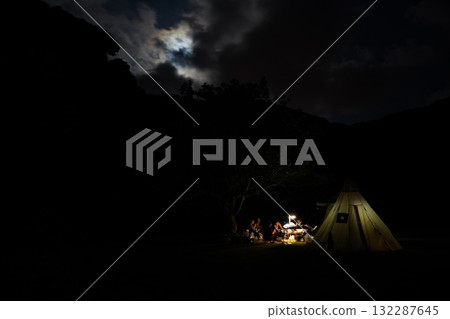 Camping and the full moon 132287645