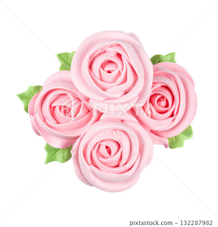 Fresh cream roses 132287982