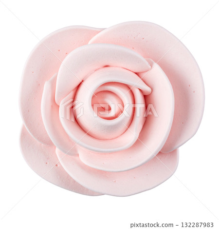 Fresh cream roses 132287983