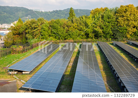 太陽能發電作為日本城市的再生能源 132289729