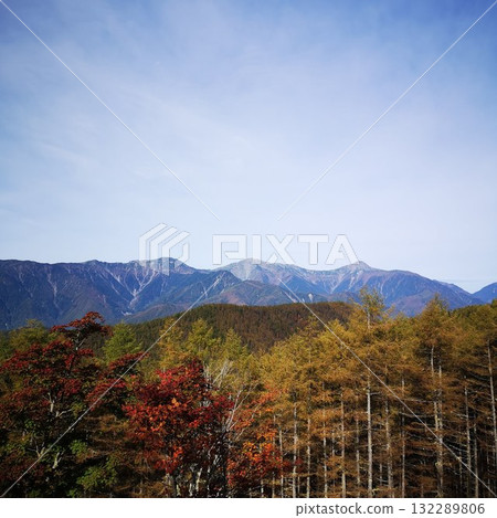 秋季的串岳 132289806