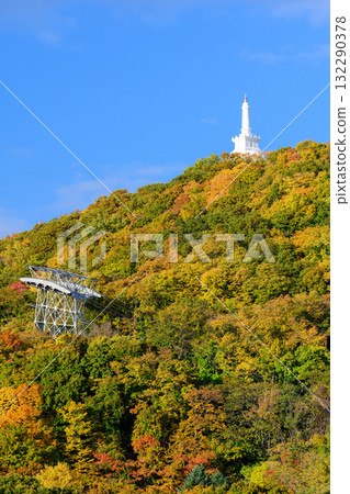 Autumn leaves on Mt. Moiwa_1317 Autumn leaves on Mt. Moiwa_1317 132290378