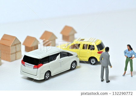 Traffic accident image 132290772