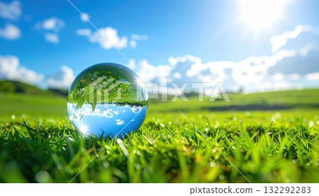 《AI Image》A glass globe placed on a grassland 132292283