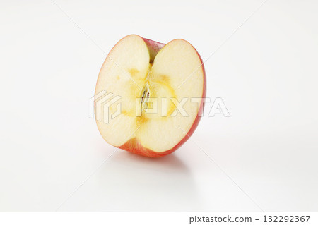 Leafless San Fuji apples (from Aomori Prefecture) cut in half 132292367