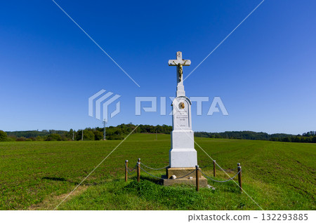 Holy Cross in the fields near the town of Sloup. A place to rest and meditate. South Moravia, Czech Republic. 132293885