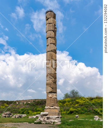 Temple of Artemis column with stork nest, ancient ruins near Ephesus, Selcuk, Turkey Temple of Artemis column with stork nest, ancient ruins near Ephesus, Selcuk, Turkey 132294082