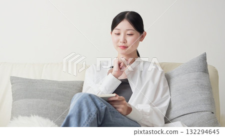 亞洲女性在家記錄想法 亞洲女性在家記錄想法 132294645
